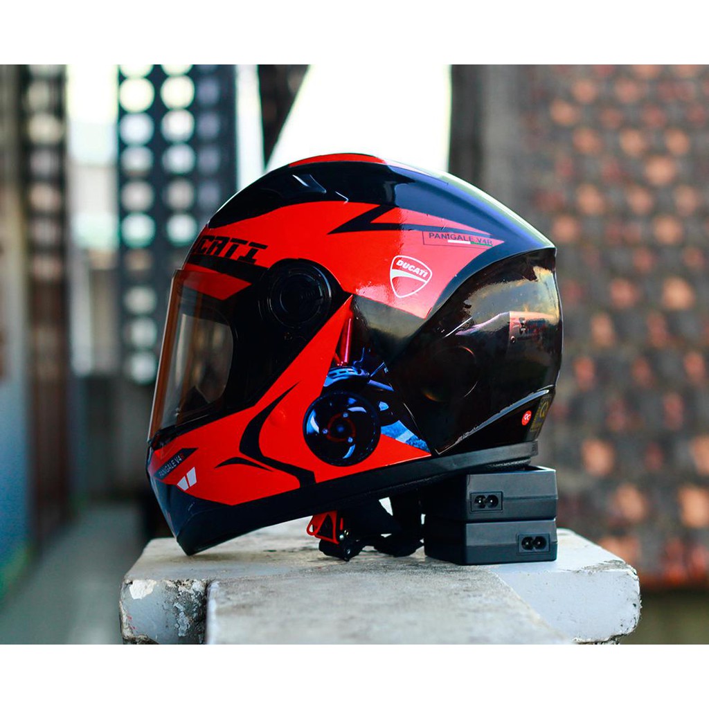 Nón bảo hiểm fullface Agu lên tem Ducati