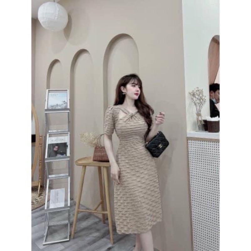 Đầm xoắn ngực xoắn nước bigsize