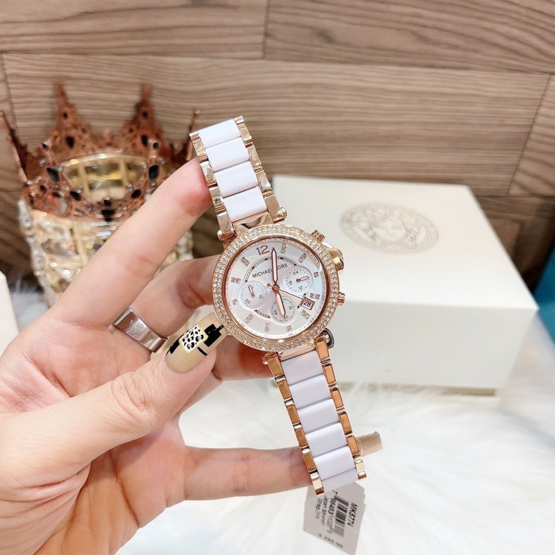 Đồng hồ nữ Michael kors .