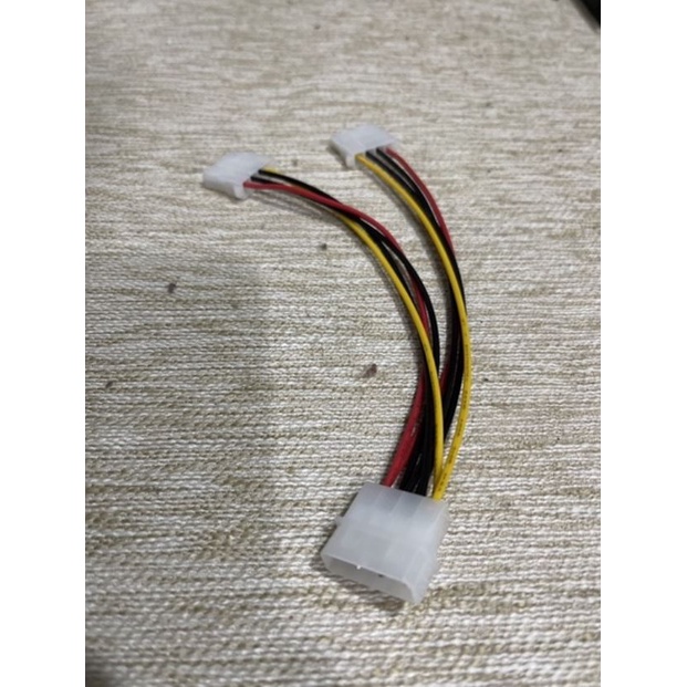 Cáp chia nguồn ata ide ra làm hai cổng cấp nguồn vi tính
