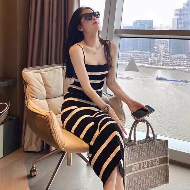 Đầm Ôm Hai Dây Họa Tiết Kẻ Sọc Thời Trang Gợi Cảm Cho Nữ