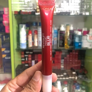 Kem dưỡng da và giảm nếp nhăn mắt Loreal Revitalift Magic Blur 15ml ( Không hộp )