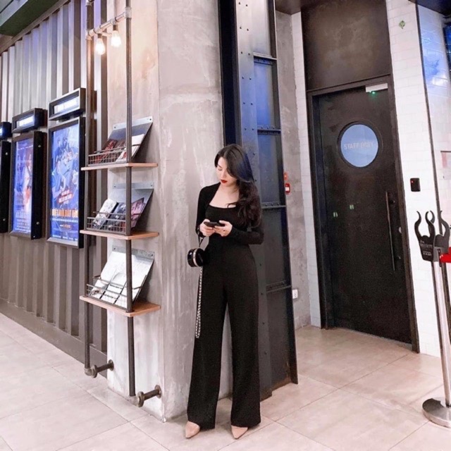 Áo dài tay cổ vuông