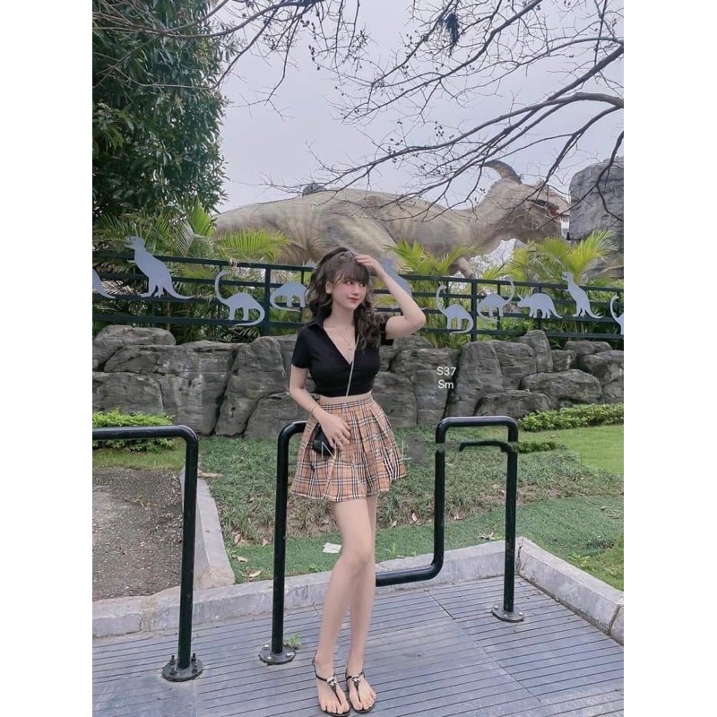 Áo croptop nữ kiểu cổ bẻ chất vải thun trơn 4 chiều FreeSize dưới 52kg tay ngắn | BigBuy360 - bigbuy360.vn