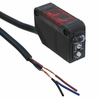CẢM BIẾN QUANG OMRON E3Z-R81