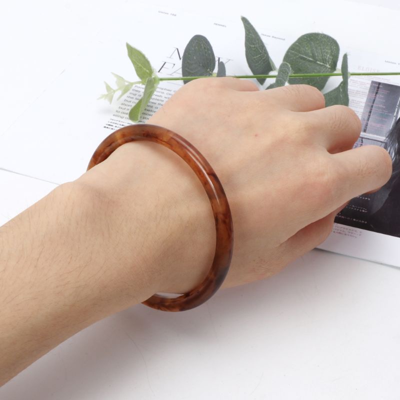 Vòng Đeo Tay Bằng Nhựa Resin Họa Tiết Da Báo Màu Nâu Thời Trang Cho Nữ