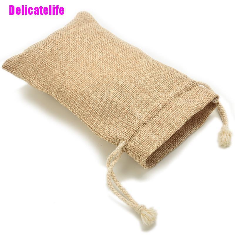 Túi dây rút mini bằng vải bố phong cách mộc mạc dùng trang trí tiệc cưới