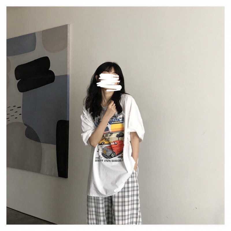 Set bộ nữ Bape gồm áo thun form rộng họa tiết ô tô mix quần kẻ caro trắng (freesize)