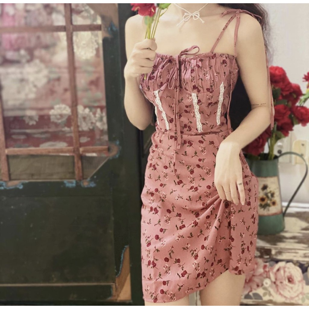 Đầm ngắn nữ Lily Dress 2 dây cúp ngực eo ly ren họa tiết hoa nhí – Là Hoa