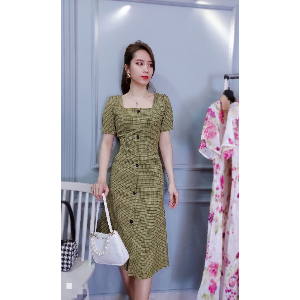 Đầm caro cổ vuông phối cúc Da1432 có túi 2 bên