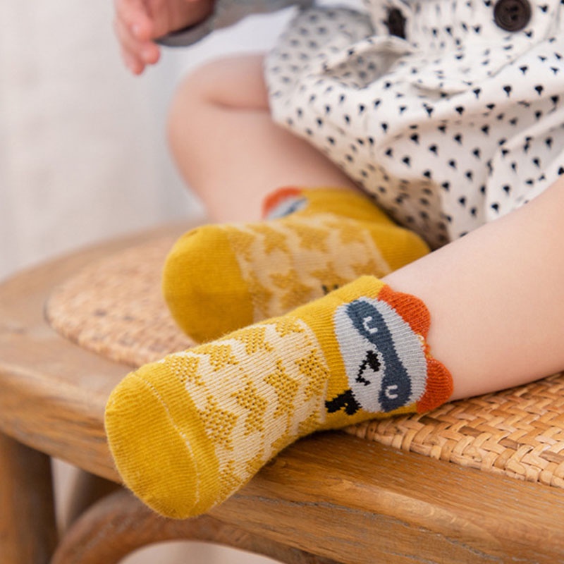 Tất lưới họa tiết hoạt hình cho bé từ 1-3 tuổi