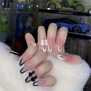 Nailbox nơ đen trắng thiết kế