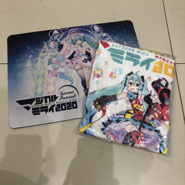 Lót chuột Magical Mirai 2020 - Miku áo