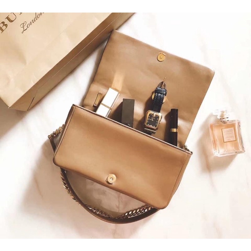 Túi bủrbery size23cm fullbox 2 mầu xinh xắn