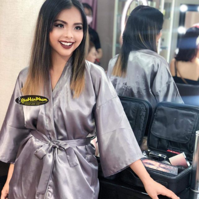 Áo makeup trơn ko in tên