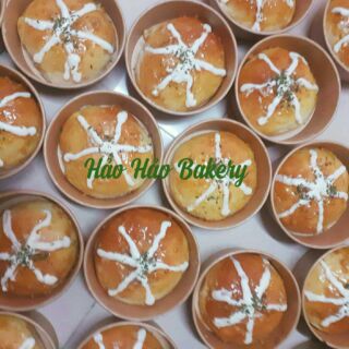 Bánh mì bơ tỏi sốt phomai vui lòng order trước