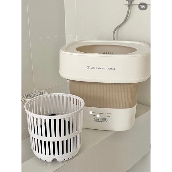 Máy giặt đồ lót gấp gọn Deawoo Cáo đeo nơ - Có lồng vắt
