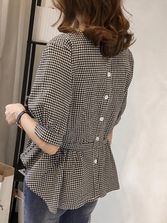 ÁO SỌC CỔ V TAY LỠ