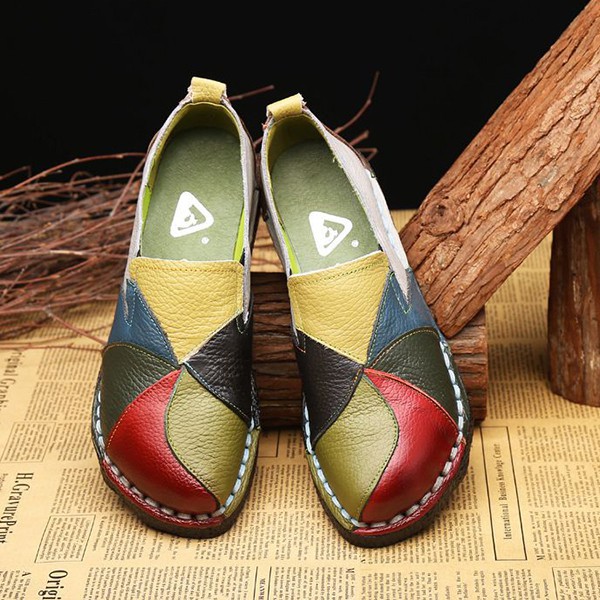 Giày lười đế mềm phối màu độc đáo dành cho nữ | BigBuy360 - bigbuy360.vn