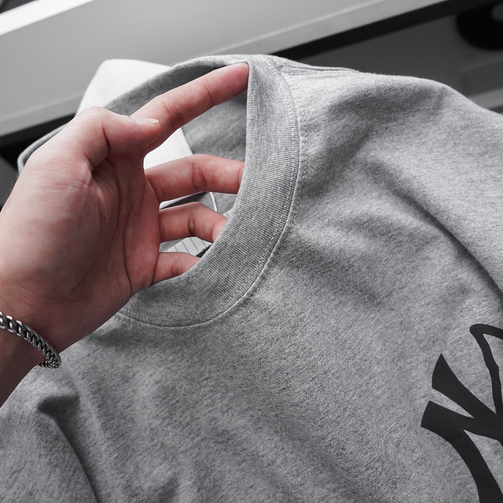 Áo thun tay lỡ unisex tay lở over size họa tiết momogram cá tính MB927