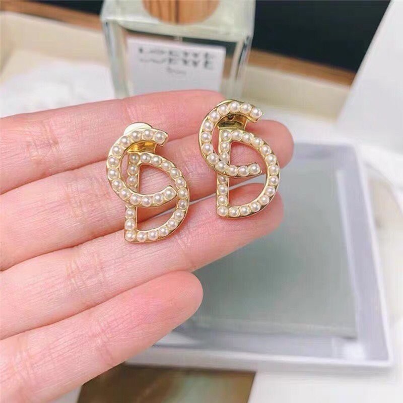 Khuyên tai CD Hạt ngọc trai nhân tạo sang chảnh CD279