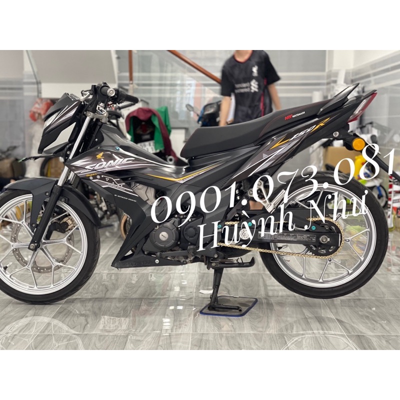 Tem sonic mẫu RS xe đen