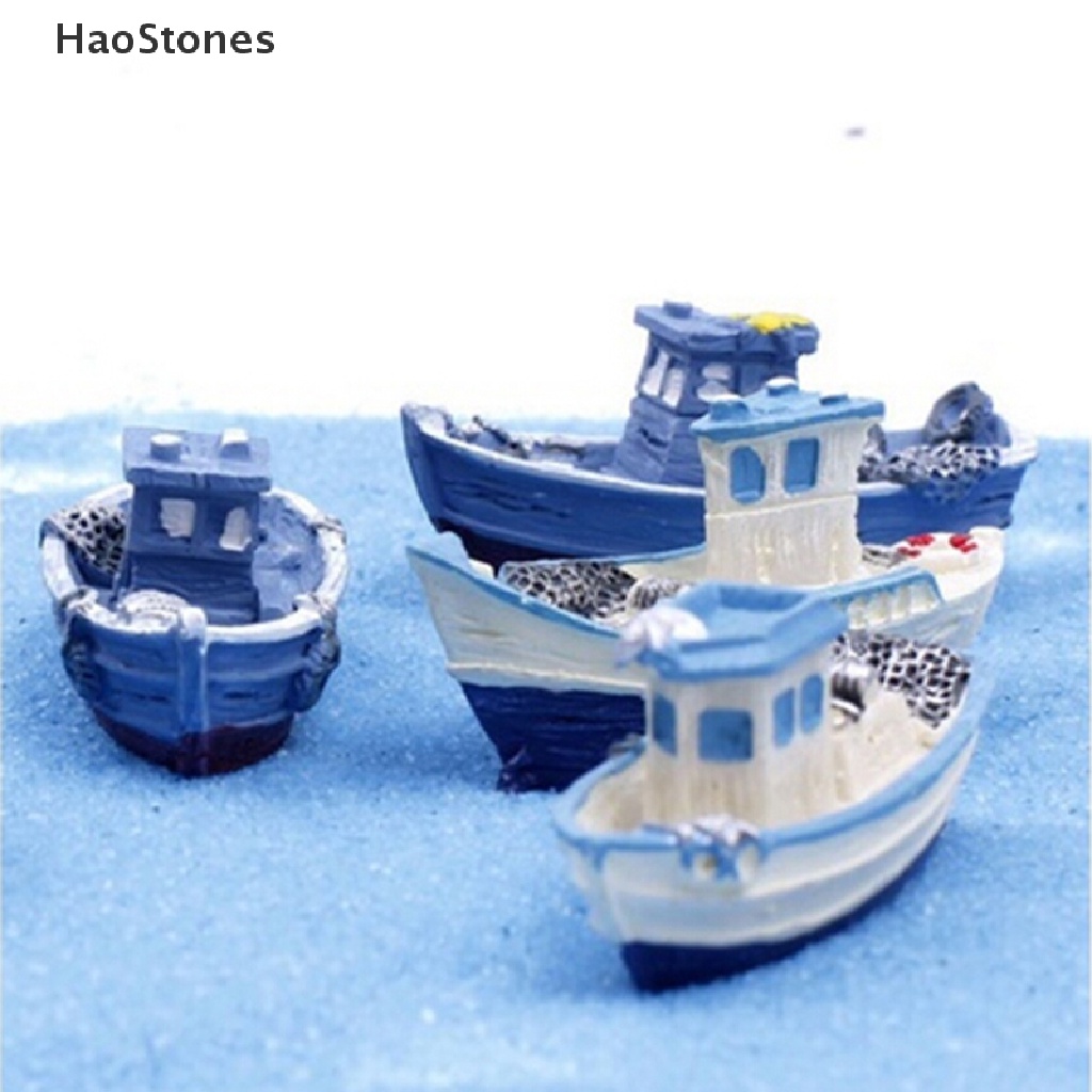 1 chiếc thuyền đánh cá mini trang trí sân vườn