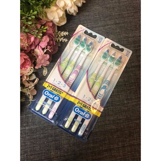 Bàn chải đánh răng Oral B