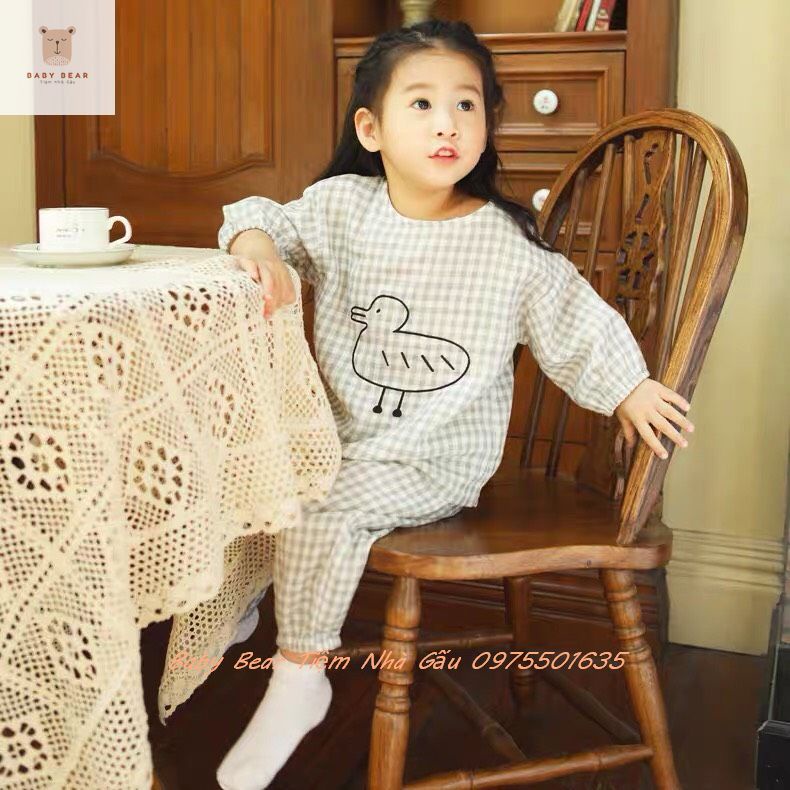(Hàng cao cấp) Bộ Quần Áo Phong Cách Hàn Quốc In Hình Vit Kẻ Nâu và Trắng Chất Liệu Đũi Cho Bé Trai Bé Gái