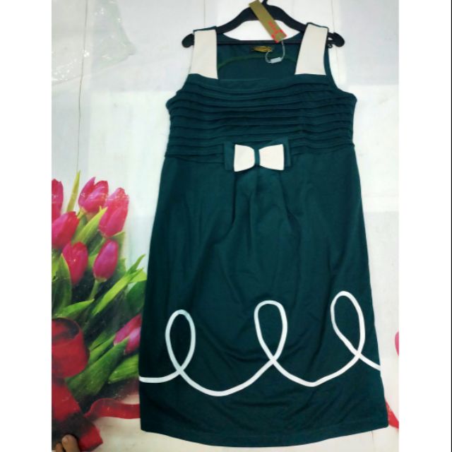 Đầm bầu .. còn xanh lá