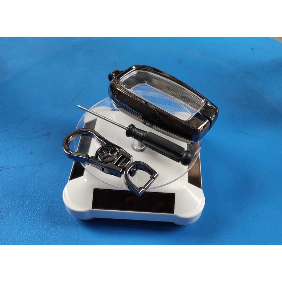 Ốp chìa khóa xe Toyota Fortuner, Hilux , Camry 2013+ hợp kim nhôm .Có lớp silcon bảo vệ chống nước
