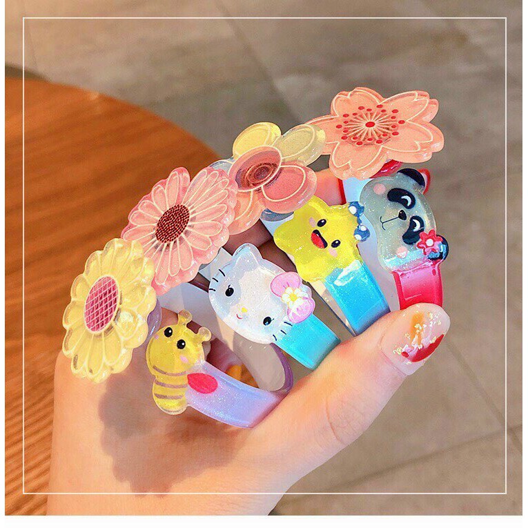 Vòng tay bông hoa cho bé gái - Lắc tay bông hoa dễ thương cho bé | BigBuy360 - bigbuy360.vn