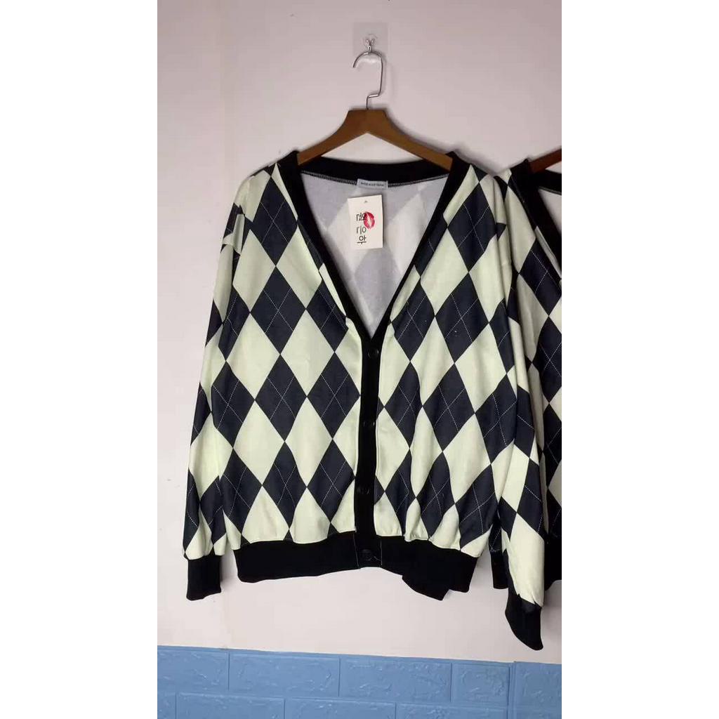 Áo Khoác Cardigan NỈ Nữ Form Rộng Kẻ Caro Kim Cương Hàn Quốc Đen Hồng New | BigBuy360 - bigbuy360.vn