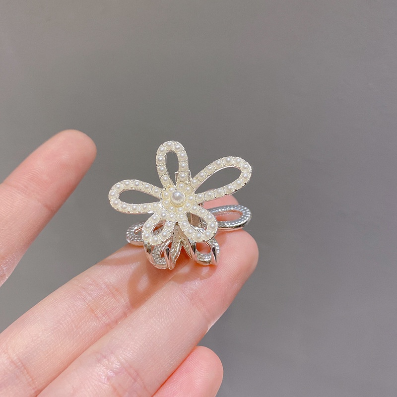 Kẹp Tóc Hình Nơ Đính Ngọc Trai Thời Trang