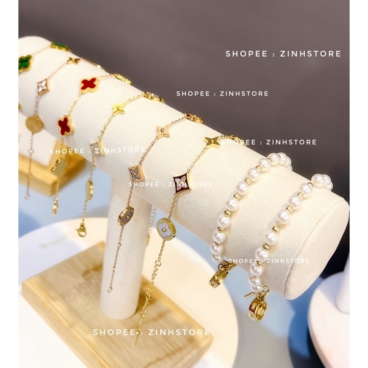Kệ treo vòng tay , lắc… trang trí shop