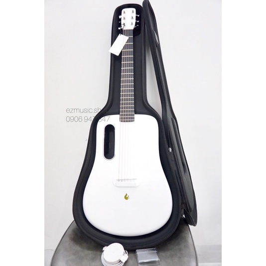 Acoustic Guitar LAVA ME 2 Freeboost Carbon Fiber White
