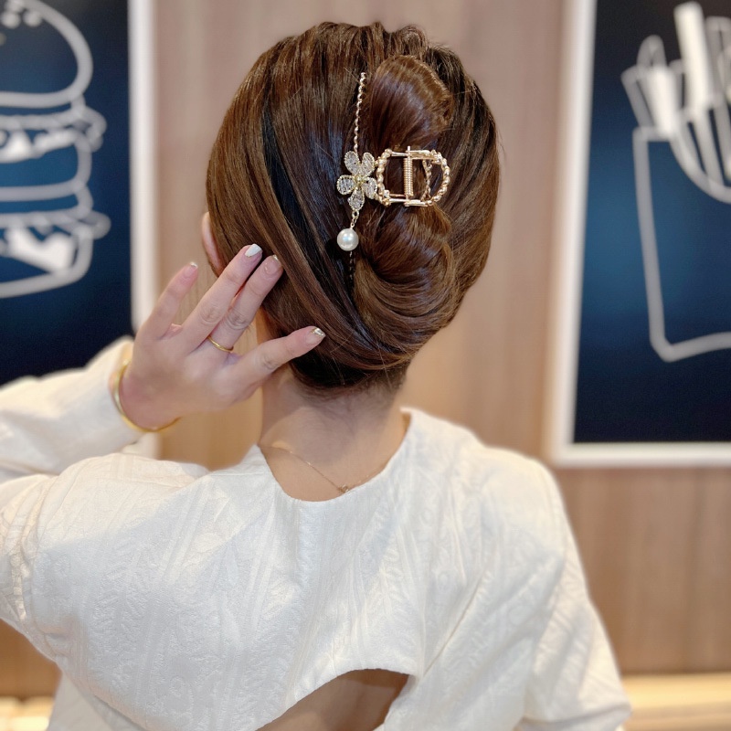 Kẹp Tóc Hình Hoa Đính Đá Ngọc Trai Giả Thời Trang Xuân Hè