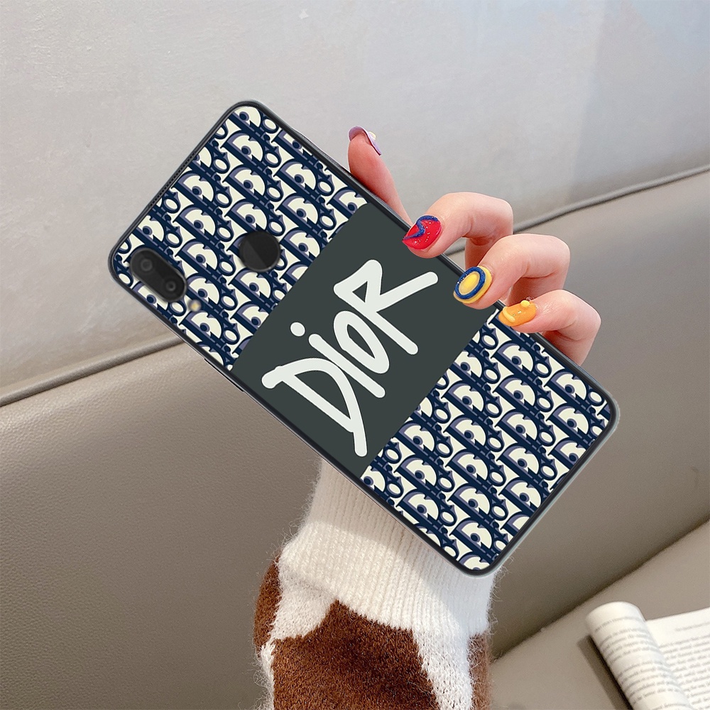 Ốp lưng điện thoại Huawei Nova 3E thương hiệu đẳng cấp
