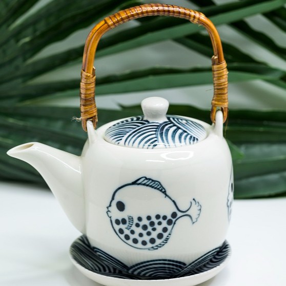 ấm chén bát tràng 🍀 𝗙𝗥𝗘𝗘 𝗦𝗛𝗜𝗣 🍀 Bộ Ấm trà Sứ Bát Tràng vẽ tay cá nóc - hình vẽ tỉ mĩ -  truyền thống cỗ xưa