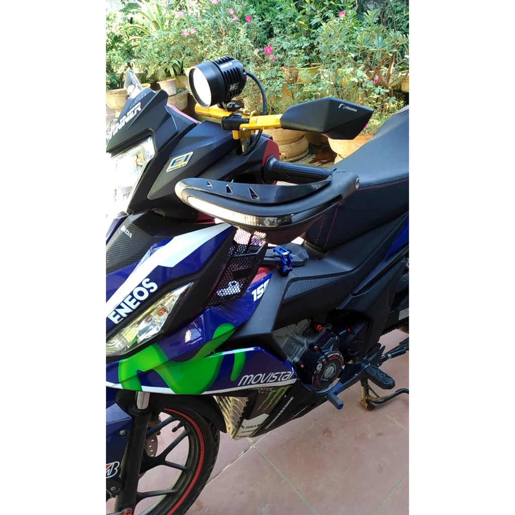 ĐÈN TRỢ SÁNG L4X T6 L2 Tặng Công tắc