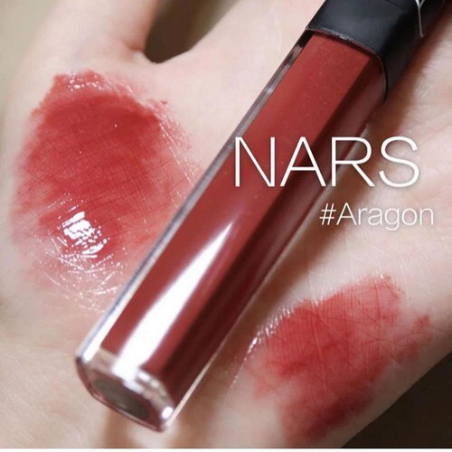 Son bóng Nars màu Aragon