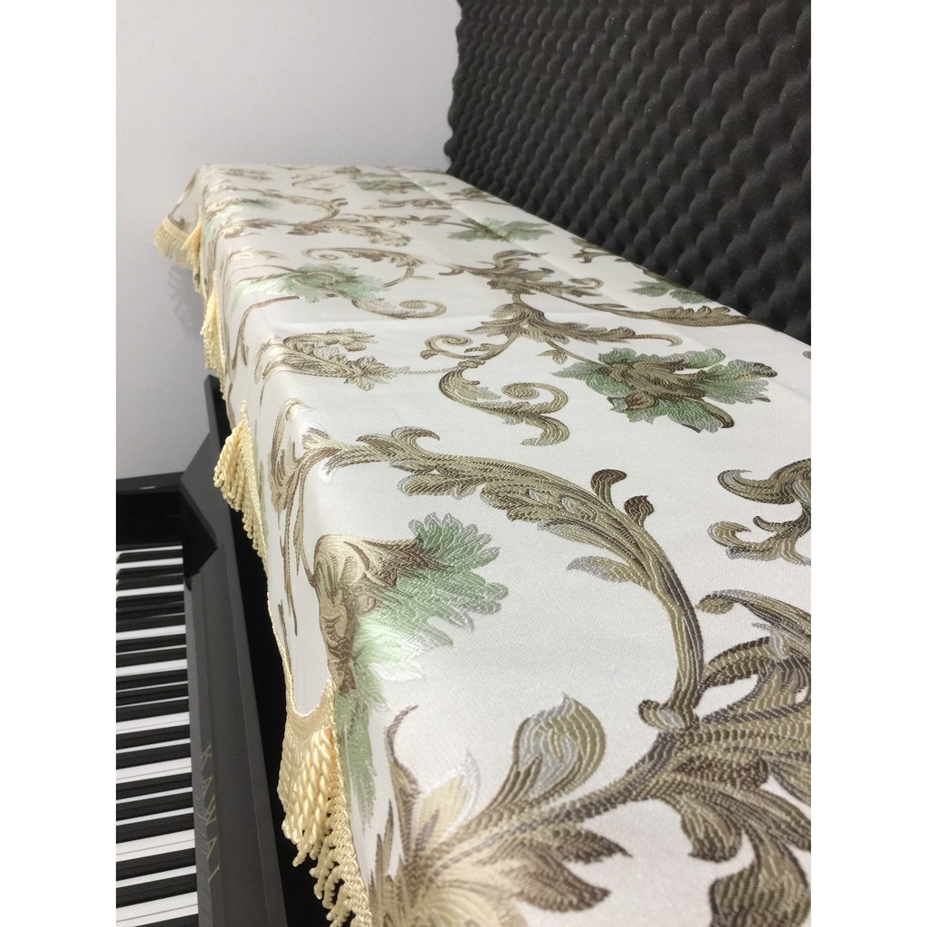 Khăn phủ đàn piano cơ màu bạc thêu lá