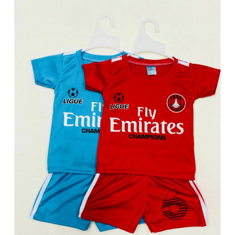 Đồ bộ thể thao trẻ em 6kg đến 17kg