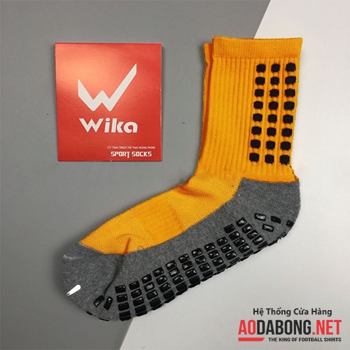 Tất vớ thể thao chống trơn trượt dùng cho cho các môn thể thao bóng đá,bóng chuyền,tennis. Thương hiệu Nike,Wika, Adidas