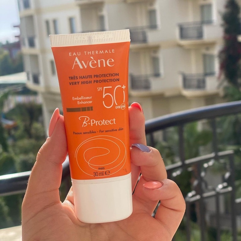 Kem Chống Nắng Avene B-Protect Very High Protection SPF 50+ 30ml