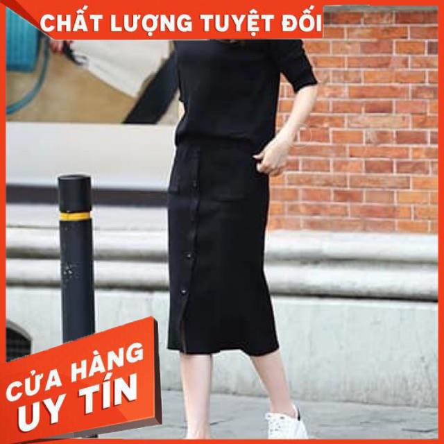 Váy len đen 250k