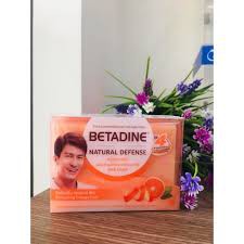 Xà phòng kháng khuẩn Betadine Natural Defense 110g | BigBuy360 - bigbuy360.vn