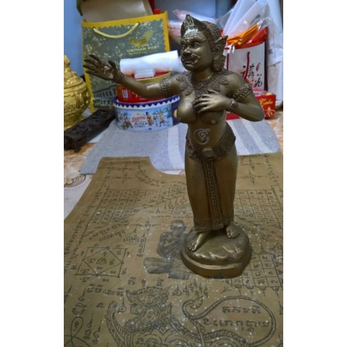 THẦN HỘ MỆNH TRẺ EM