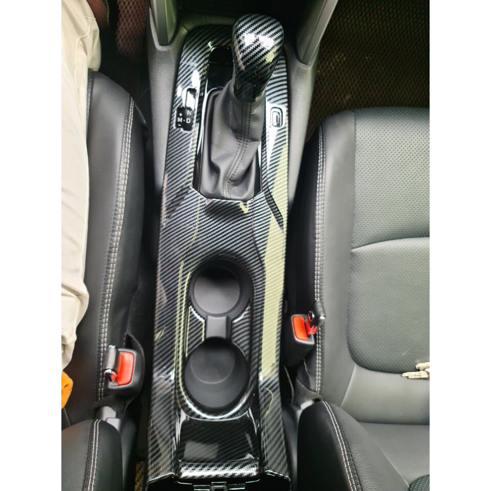 Ốp nội thất Vân Gỗ -CacBon Toyota Cross cao cấp