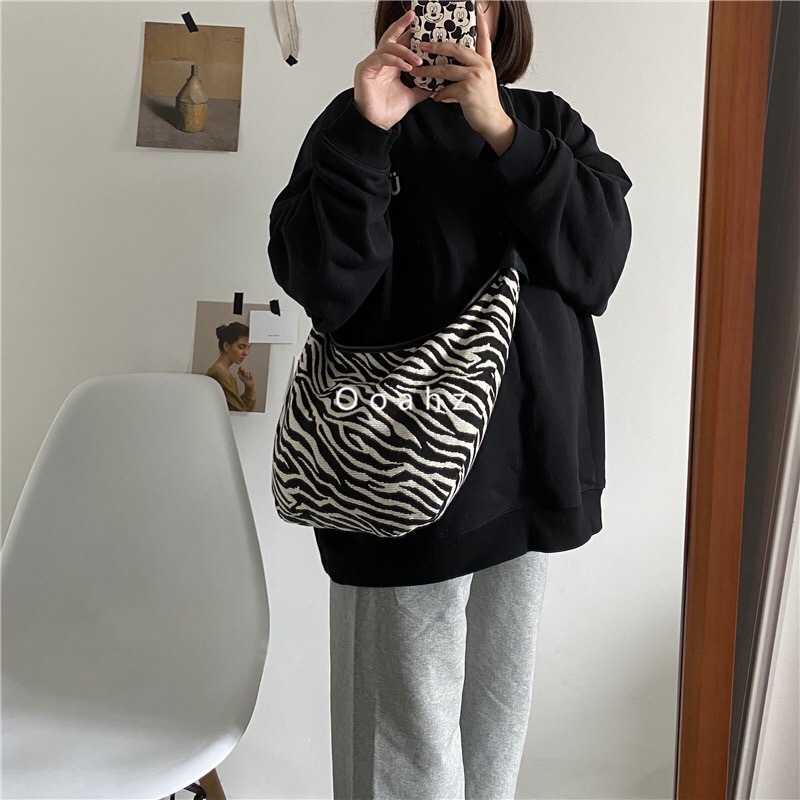 Túi Đeo Chéo Họa Tiết Ngựa Vằn Vintage Cho Nữ